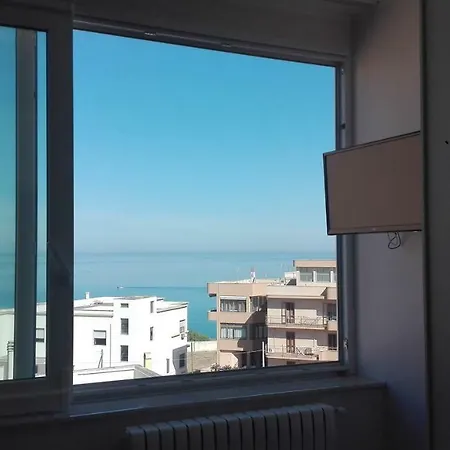 Mariscio Guest house