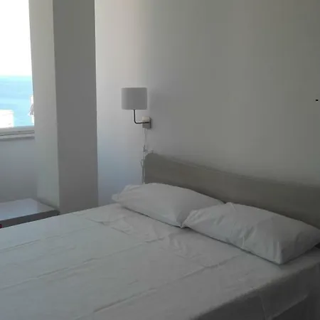 Mariscio Guest house *
